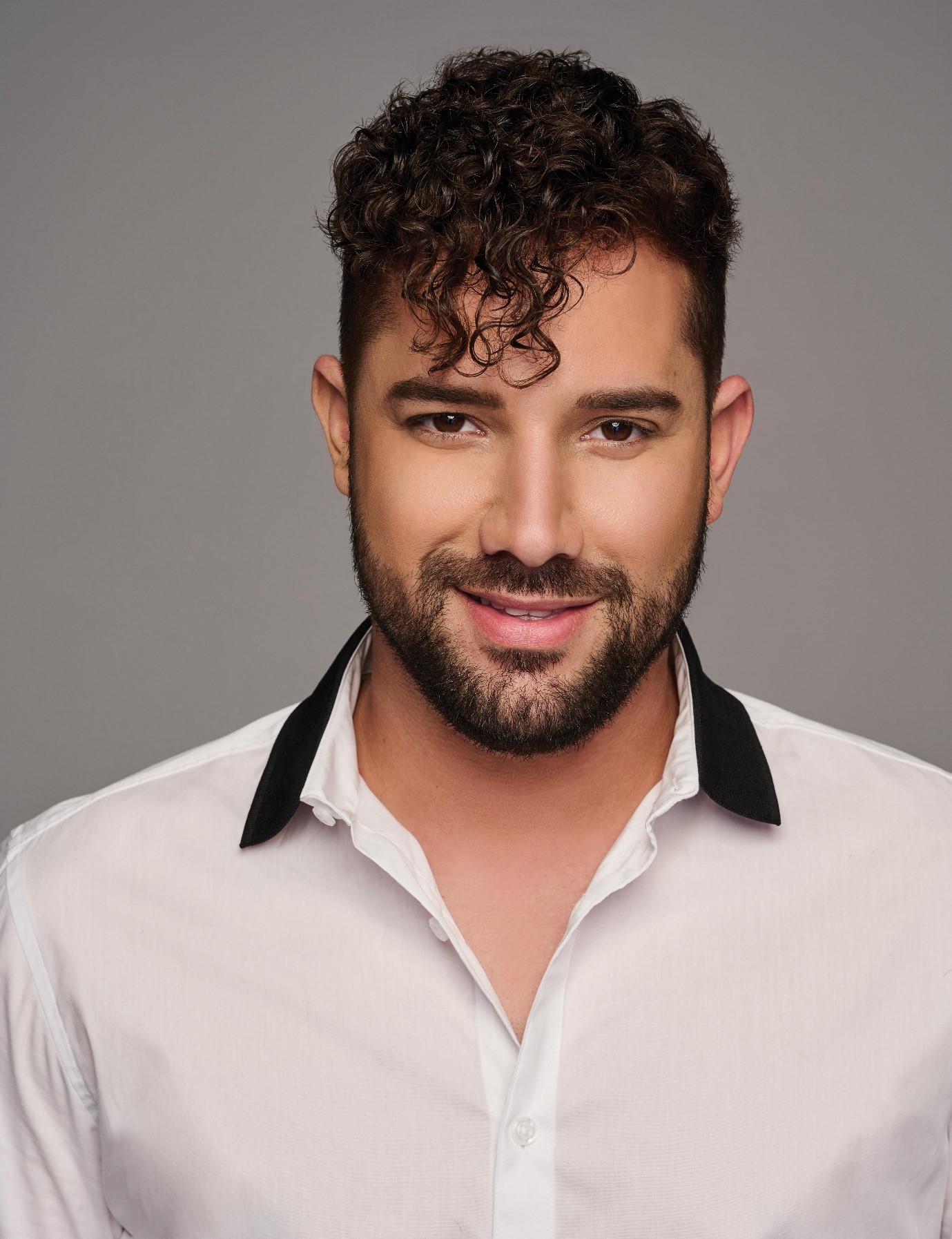 Can a Virtual Hair Replacement System Blend Perfectly With Your Natural Hair?